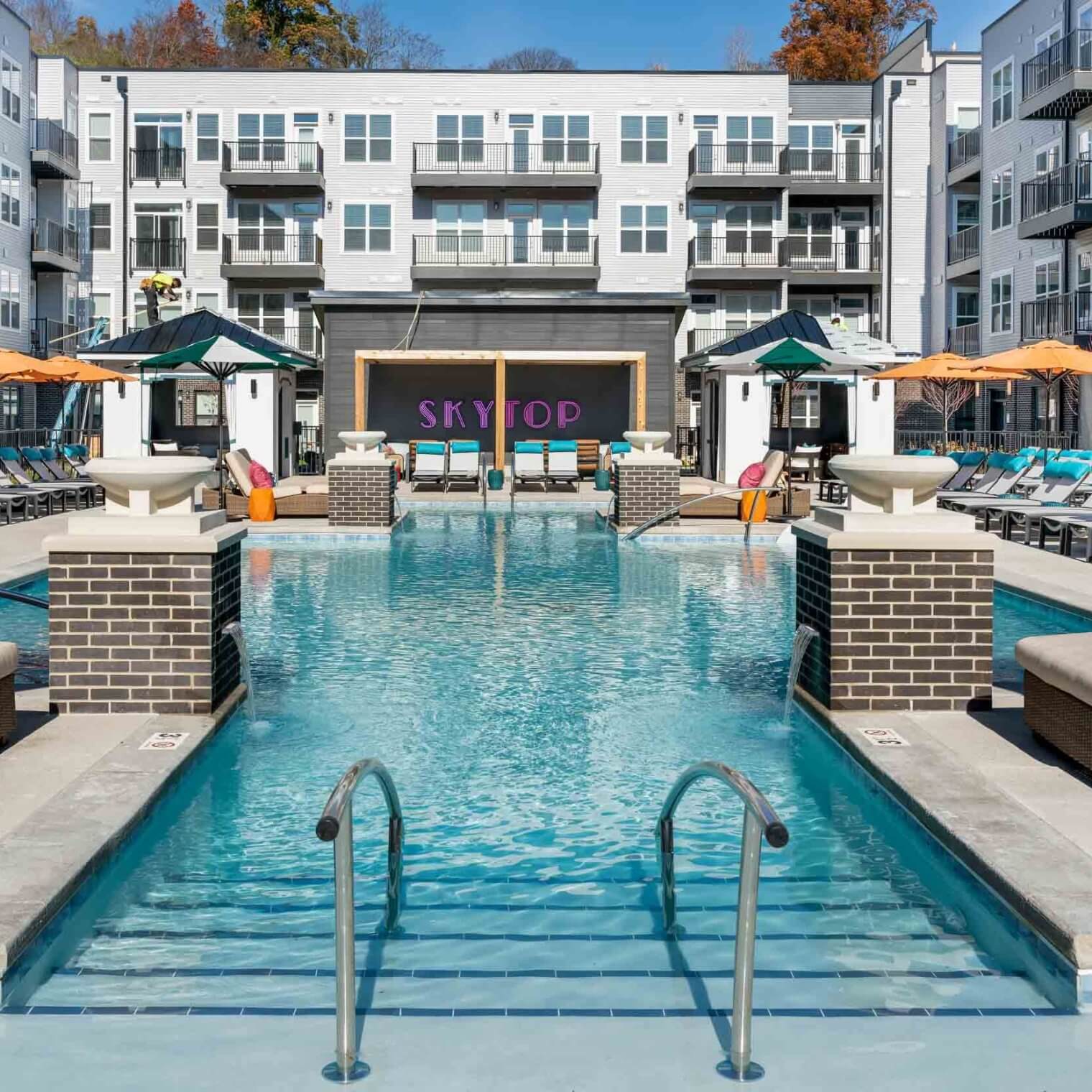 apartments in cincinnati skytop pool view